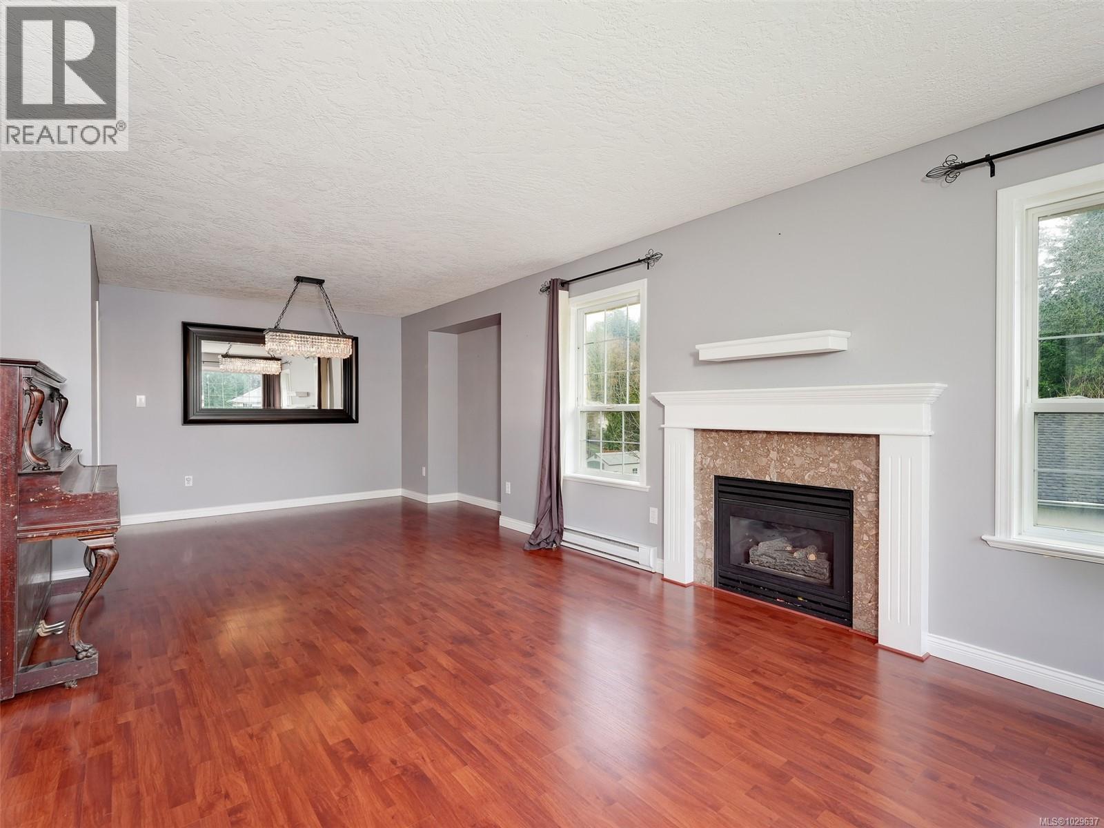 3525 HIDDEN OAKS CRES - Image 3