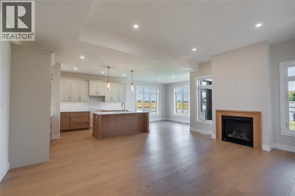 3559 PAUL CRESCENT - 5