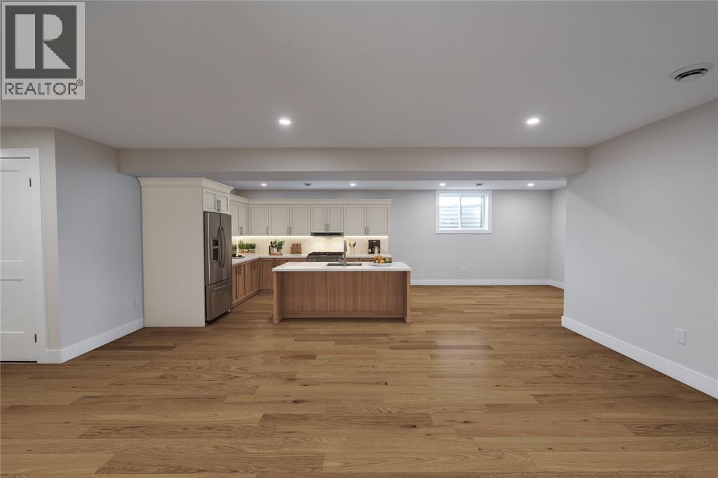 3559 PAUL CRESCENT - 19