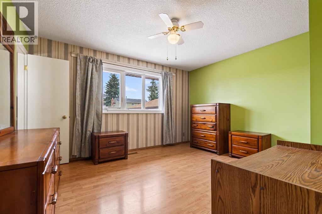 Single Family House Bungalow for Sale in  Queensland Drive SE Queensland Calgary 