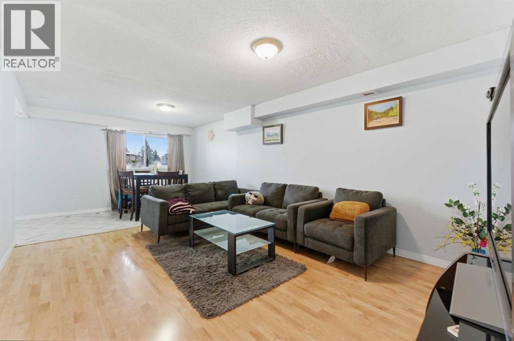 Single Family House Bi-level for Sale in   Street SE Forest Lawn Calgary 