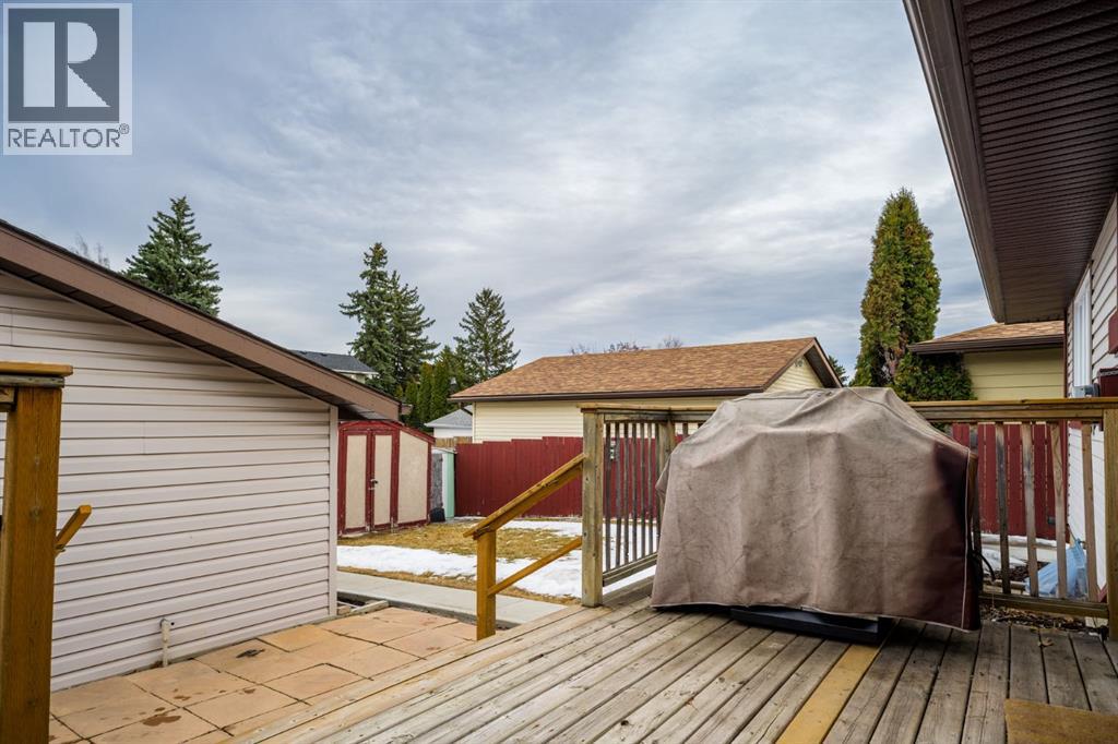 Single Family House Bungalow for Sale in  Queensland Drive SE Queensland Calgary 