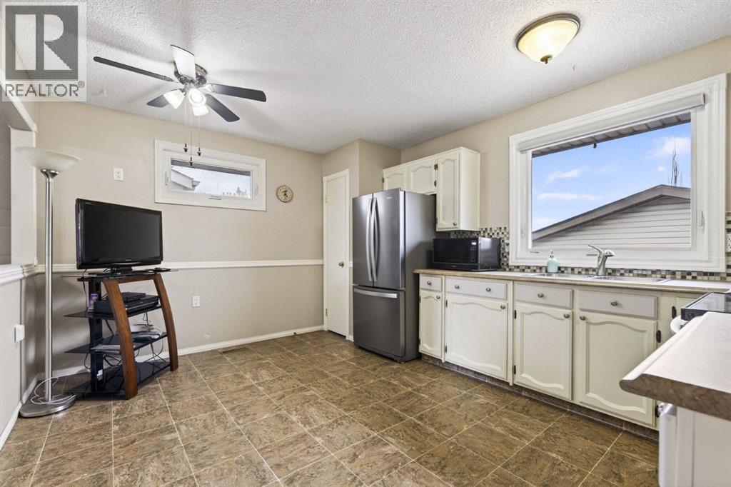 Single Family House Bungalow for Sale in  Queensland Drive SE Queensland Calgary 