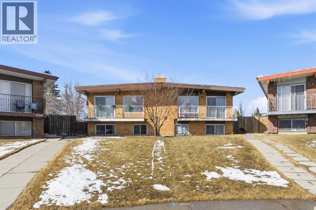 Single Family House Bi-level for Sale in   Street SE Forest Lawn Calgary 