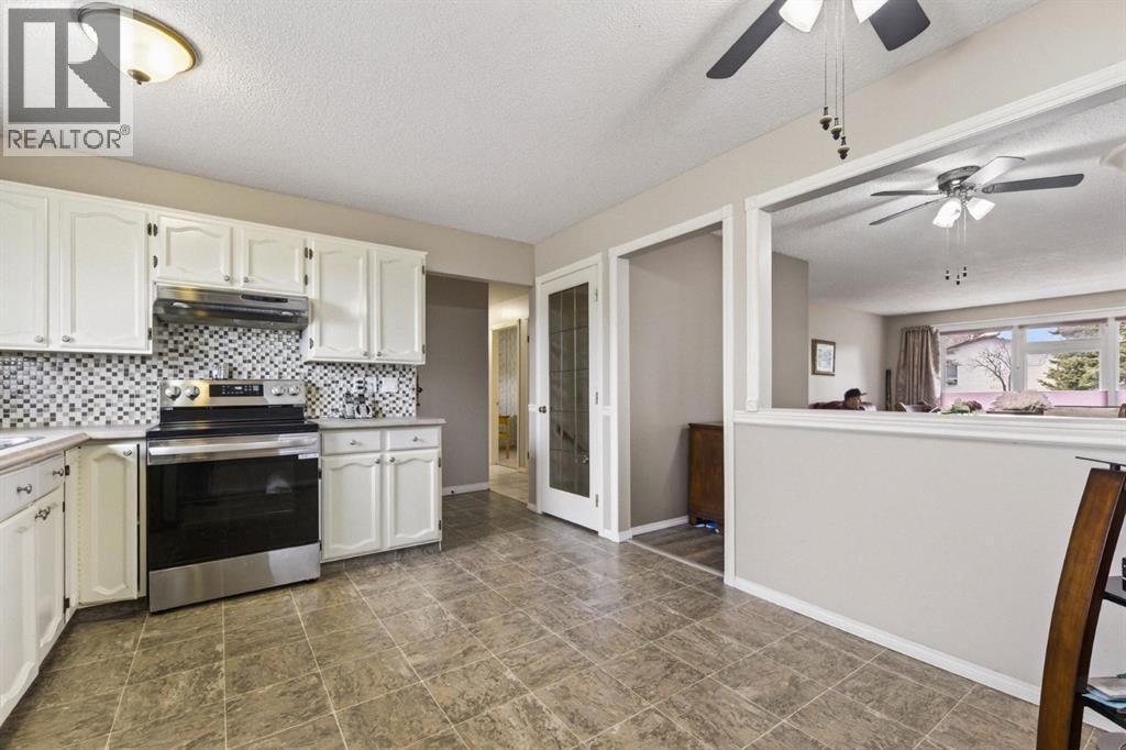 Single Family House Bungalow for Sale in  Queensland Drive SE Queensland Calgary 