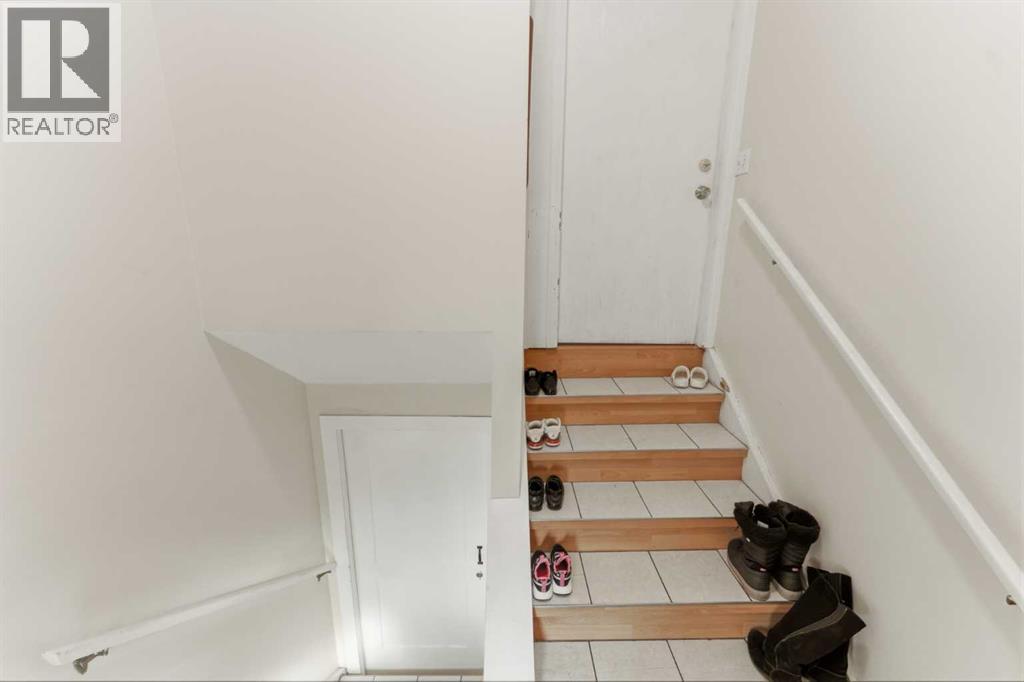 Single Family House Bi-level for Sale in   Street SE Forest Lawn Calgary 