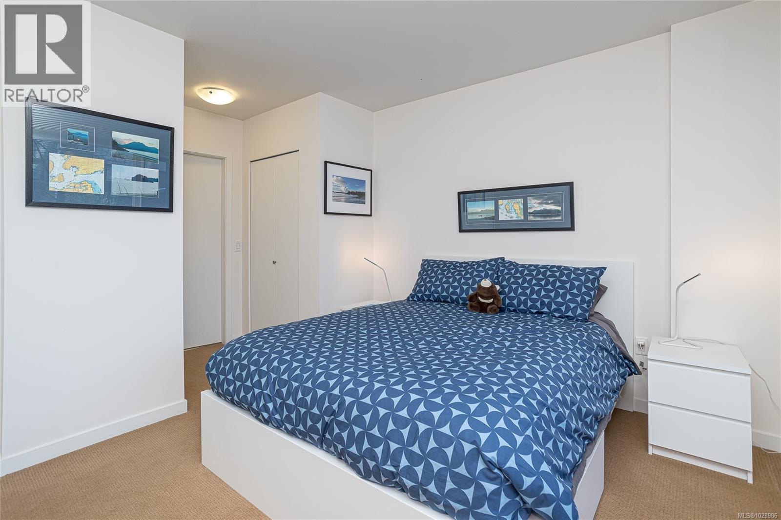 GA3 373 Tyee Road, Victoria