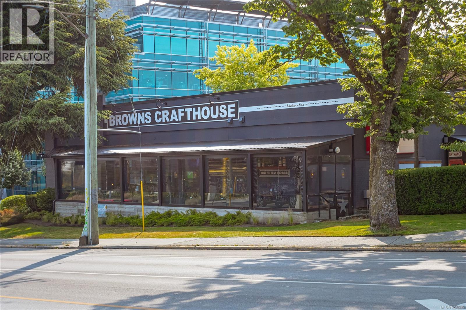 GA3 373 Tyee Road, Victoria