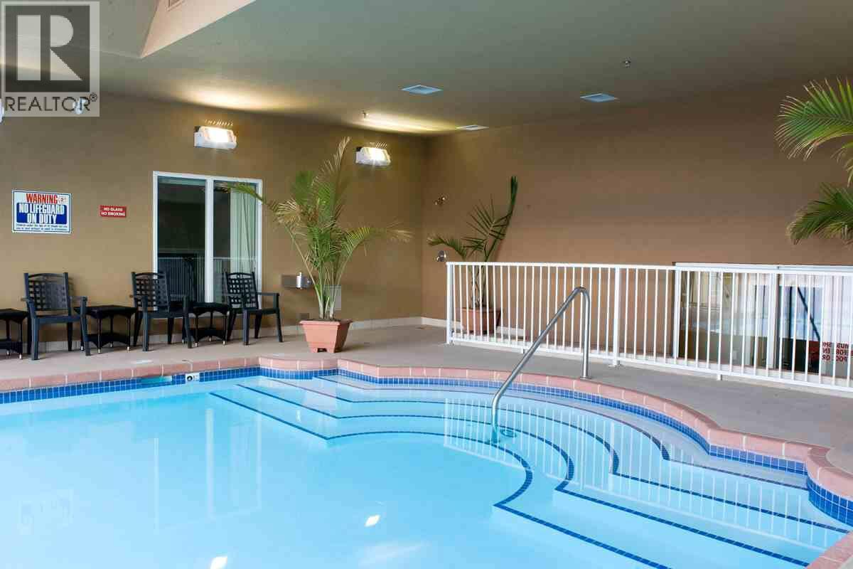 #635 1088 SUNSET DRIVE - 6