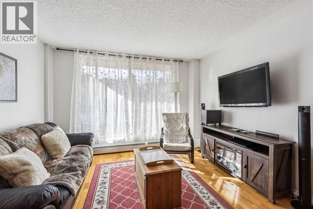 Single Family House for Sale in   Cameron Avenue SW Lower Mount Royal Calgary 