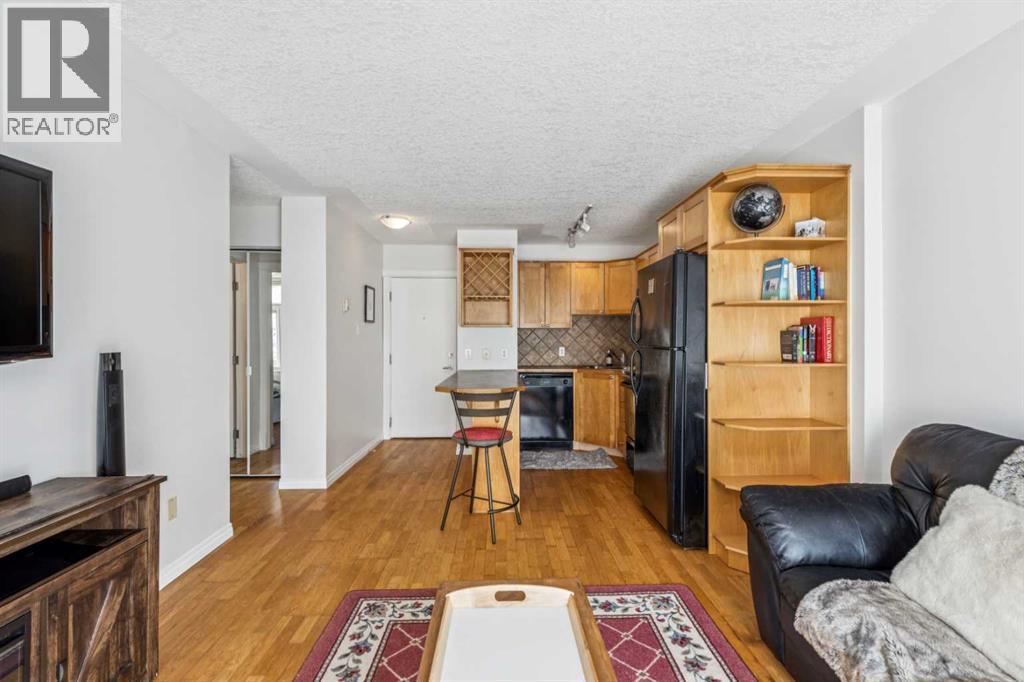 Single Family House for Sale in   Cameron Avenue SW Lower Mount Royal Calgary 