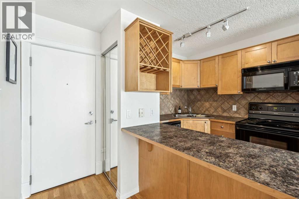 Single Family House for Sale in   Cameron Avenue SW Lower Mount Royal Calgary 