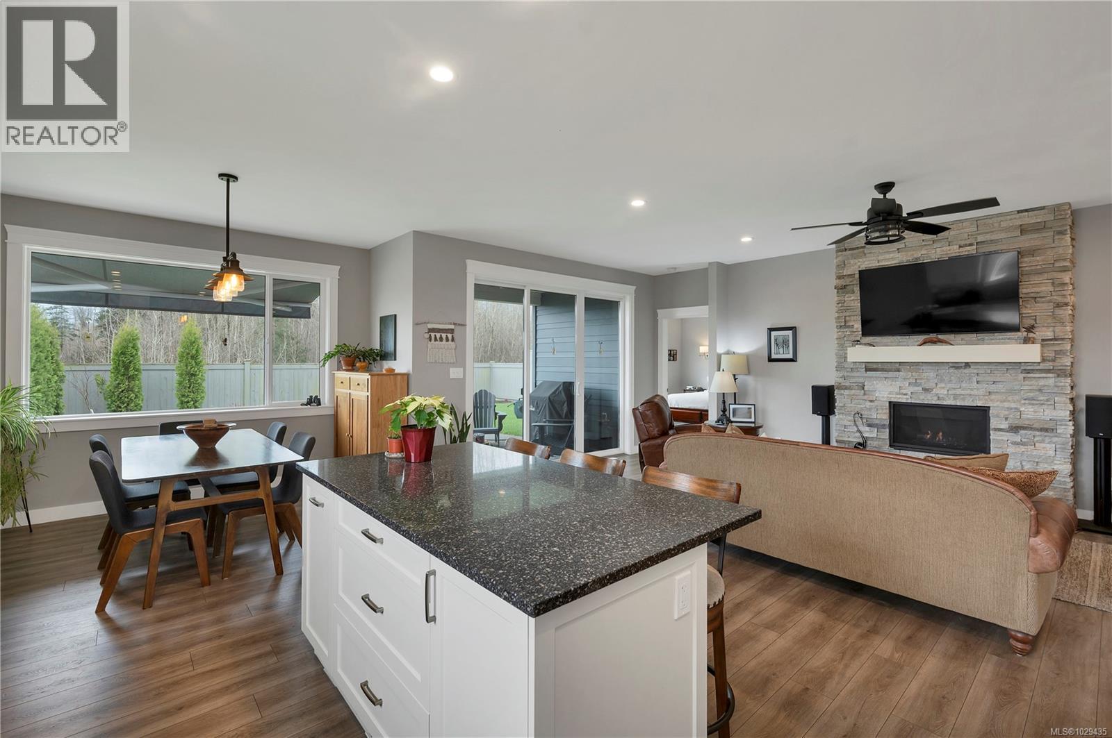 #9 2161 EVERGREEN RD - 11