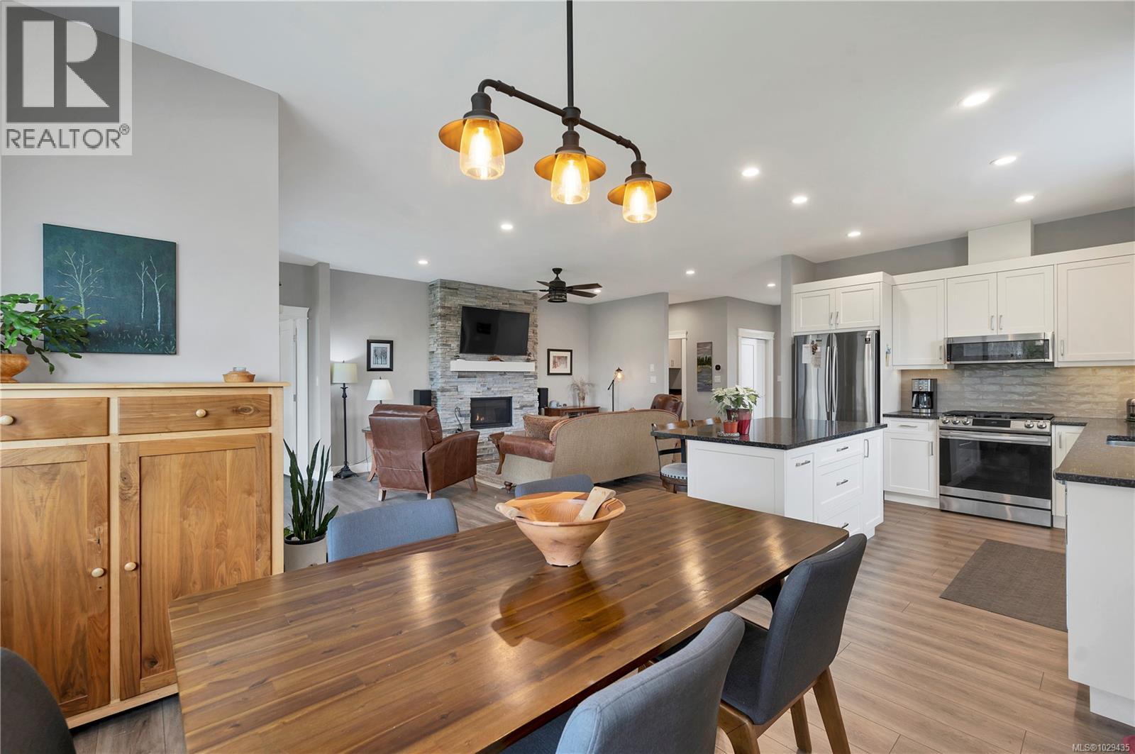 #9 2161 EVERGREEN RD - 13