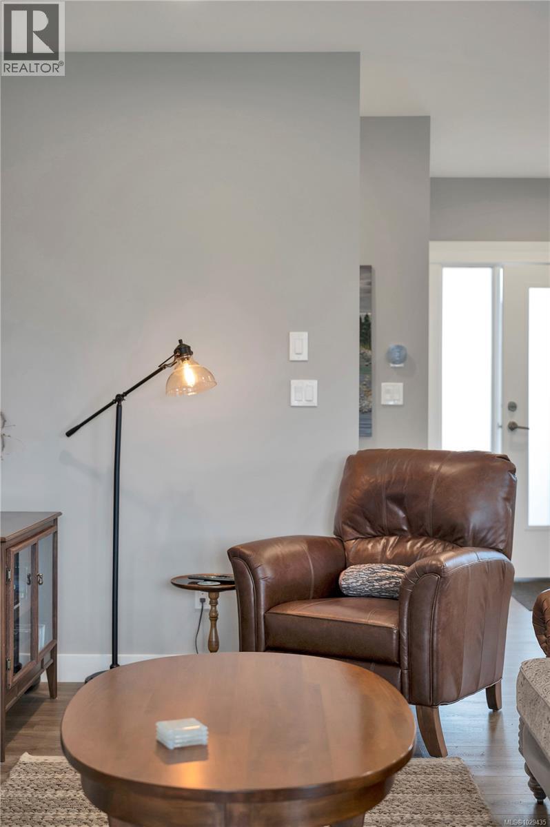 #9 2161 Evergreen Rd - 23