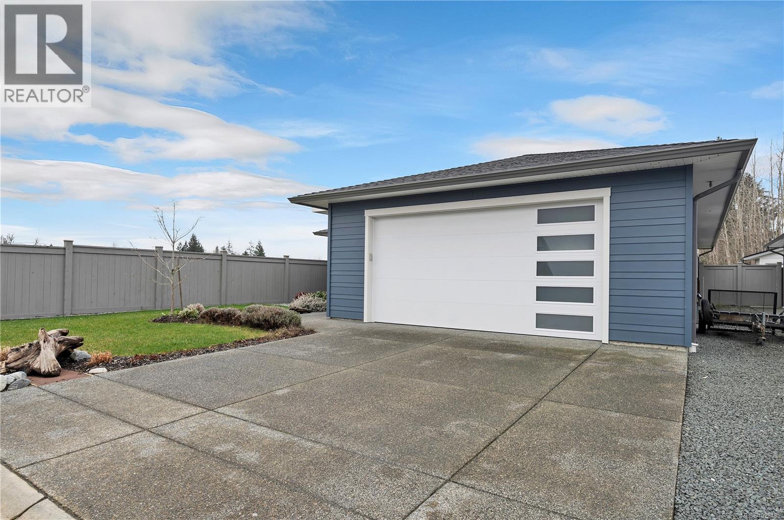 #9 2161 Evergreen Rd - 3