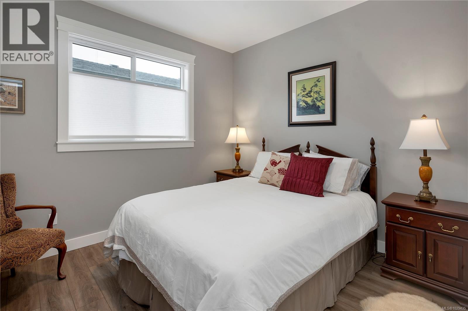 #9 2161 EVERGREEN RD - 34