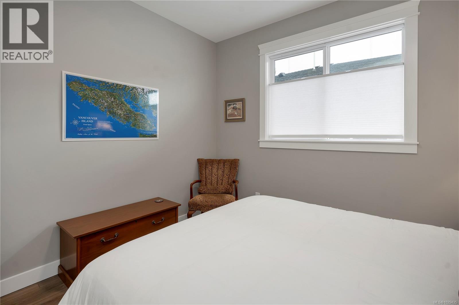 #9 2161 EVERGREEN RD - 36