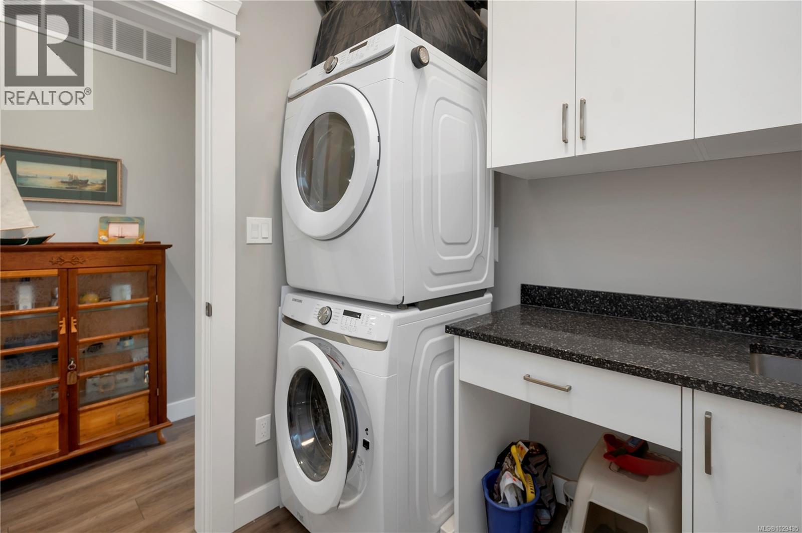 #9 2161 EVERGREEN RD - 42