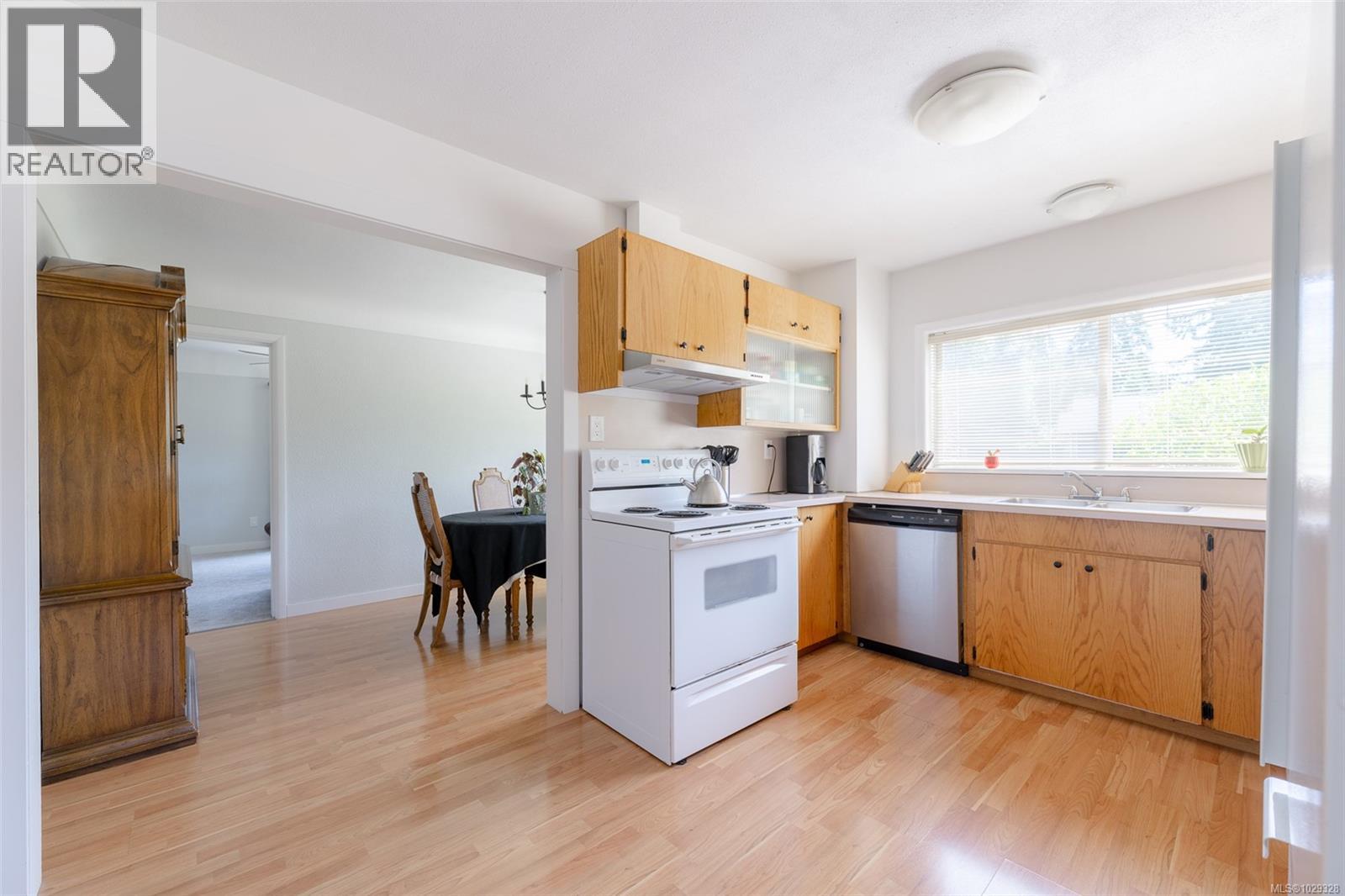 6088 RENTON RD S - 20