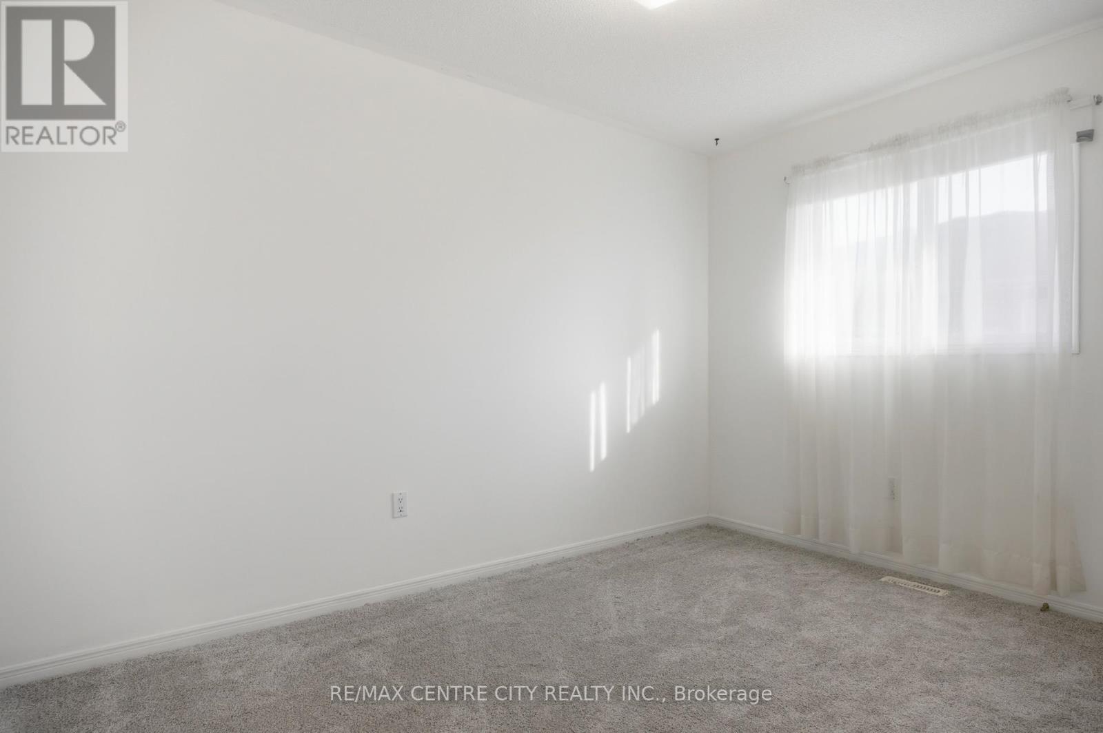 14 JUNO DRIVE - 10
