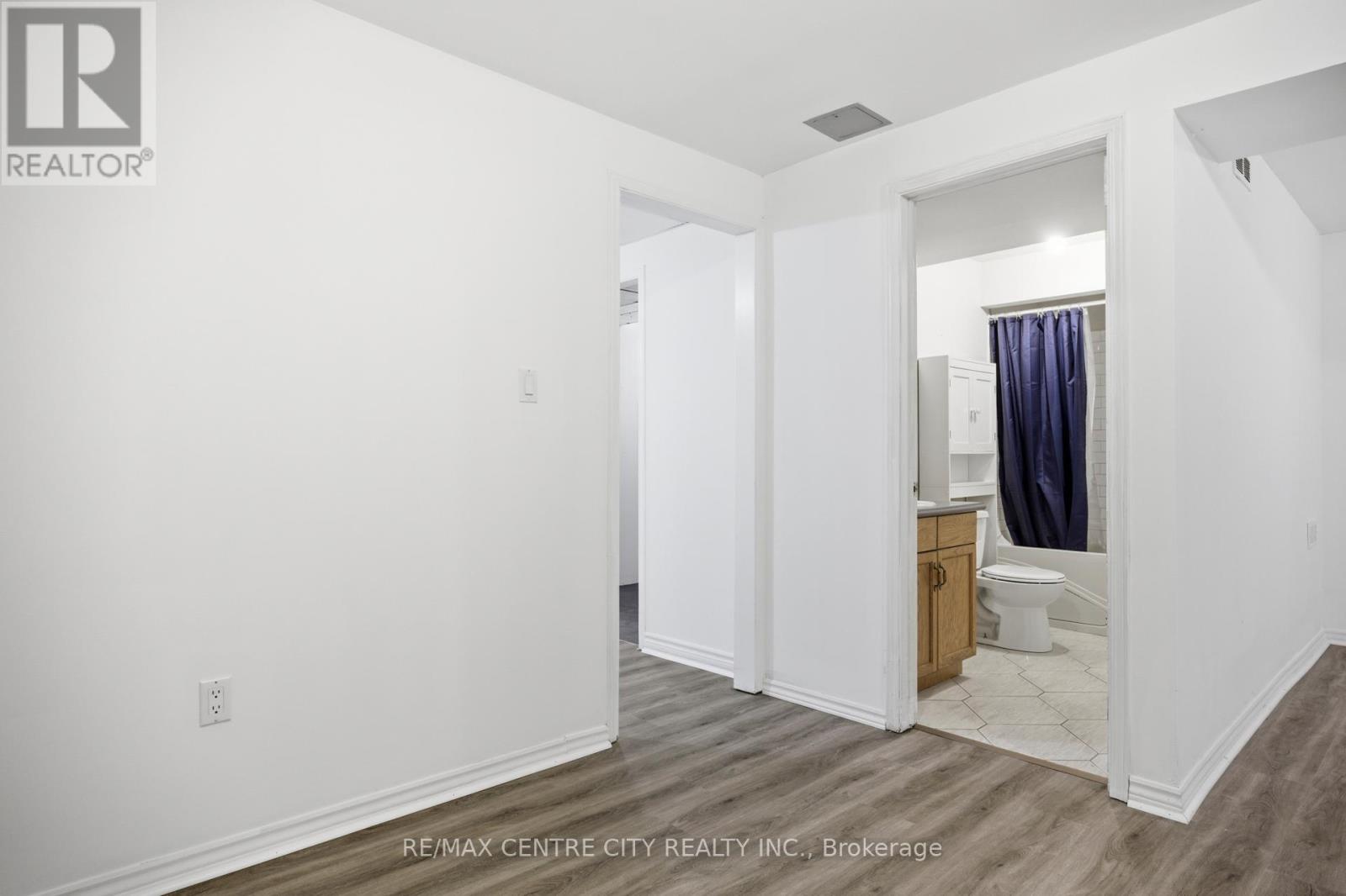14 JUNO DRIVE - 15