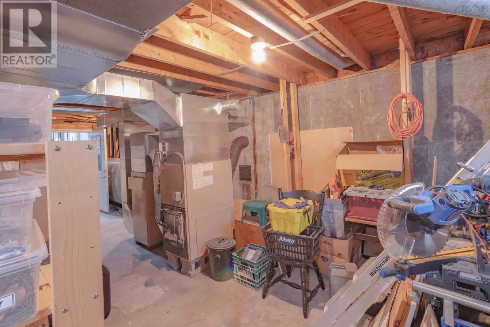 Property 8 of 28 of 109 Ohio Road