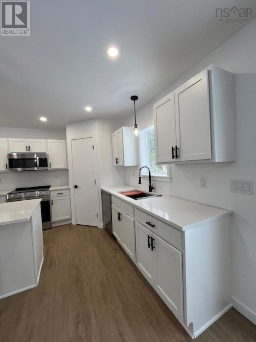 Property 14 of 21 of 569 LOWER BRANCH Road