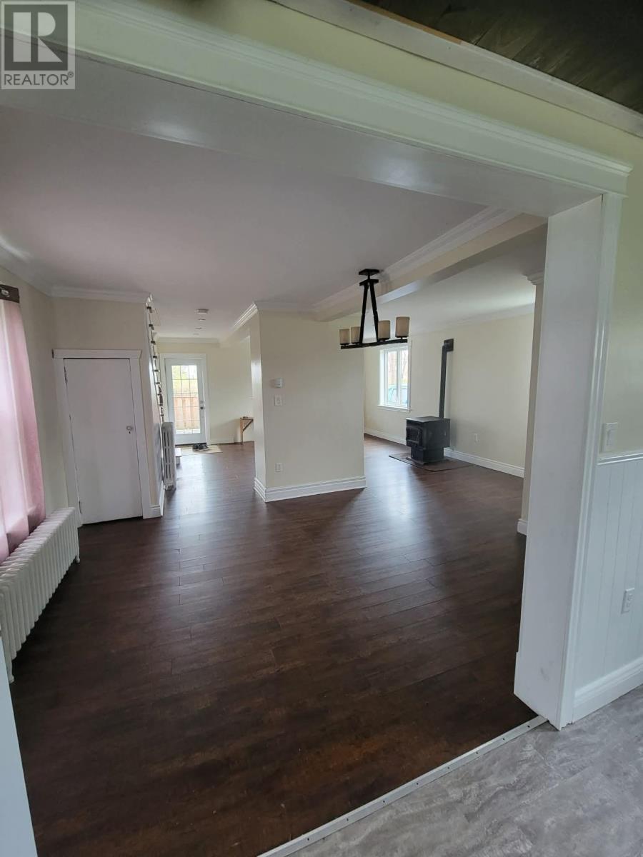 Property 2 of 18 of 26 Windsor Avenue