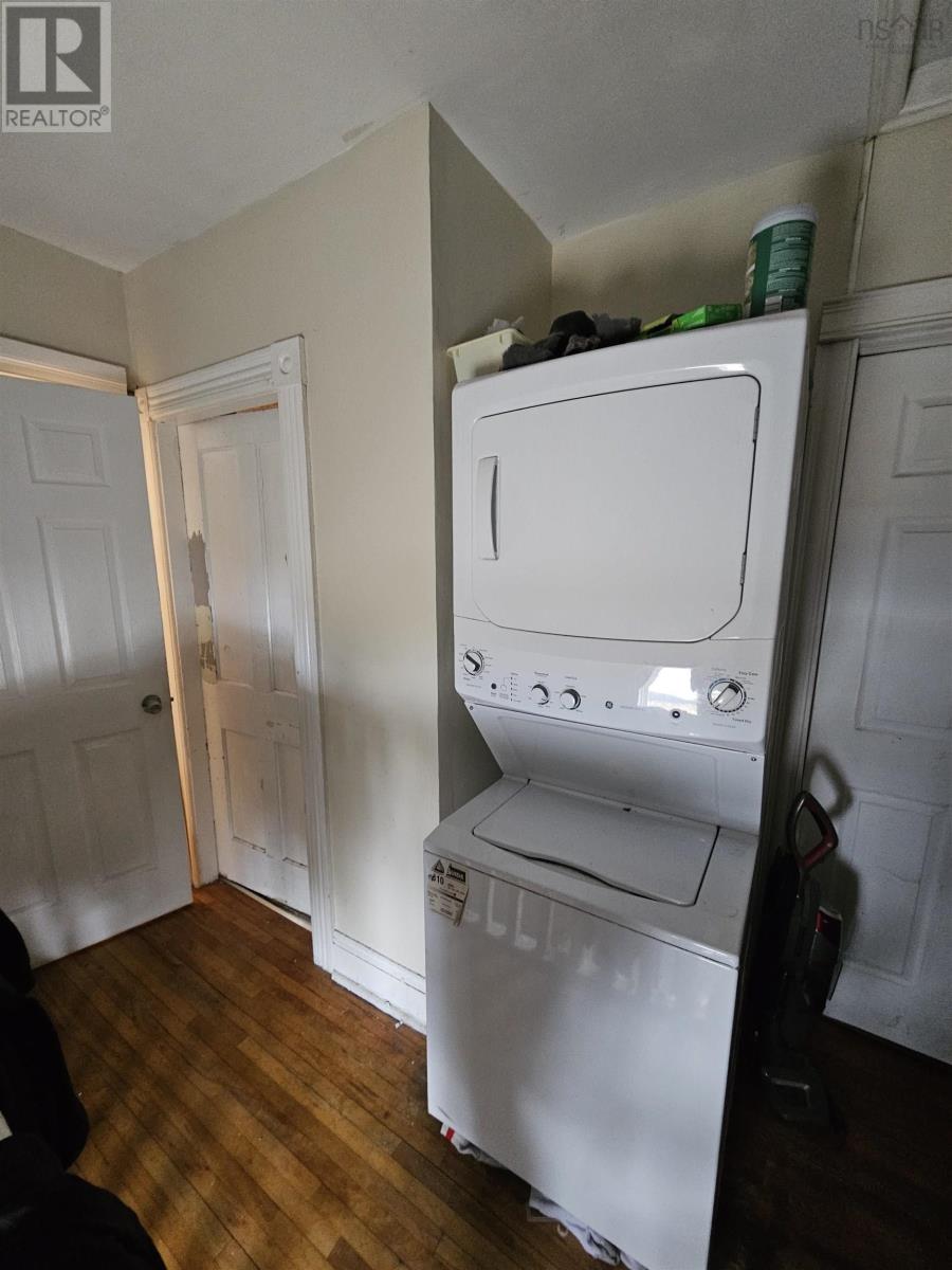 Property 14 of 18 of 26 Windsor Avenue