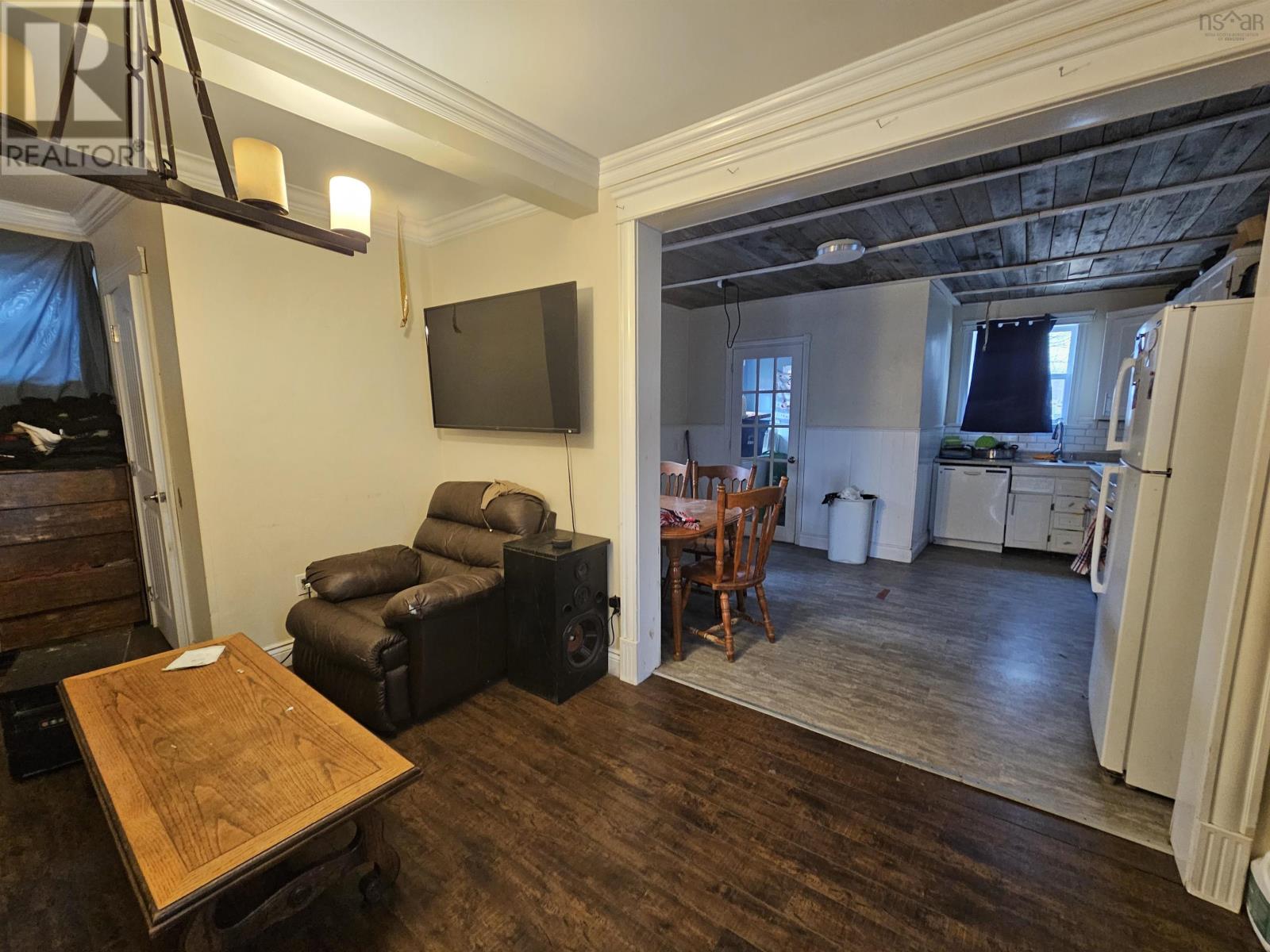 Property 18 of 18 of 26 Windsor Avenue