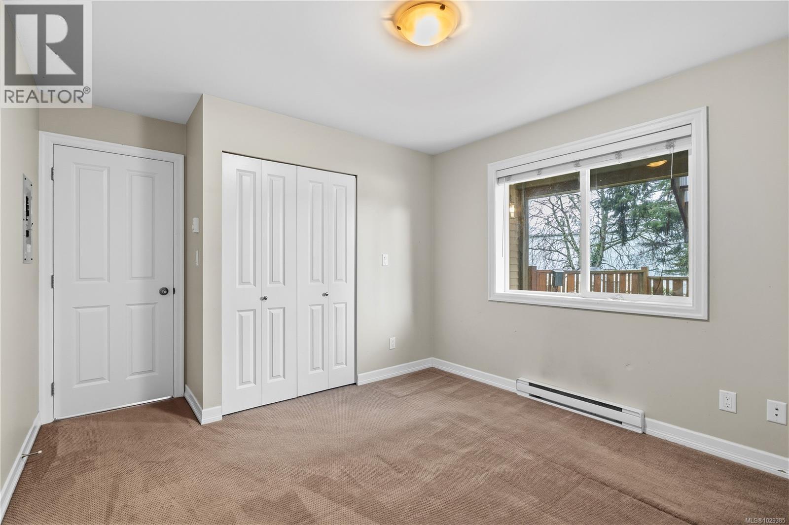 1076 JENKINS AVE - 37