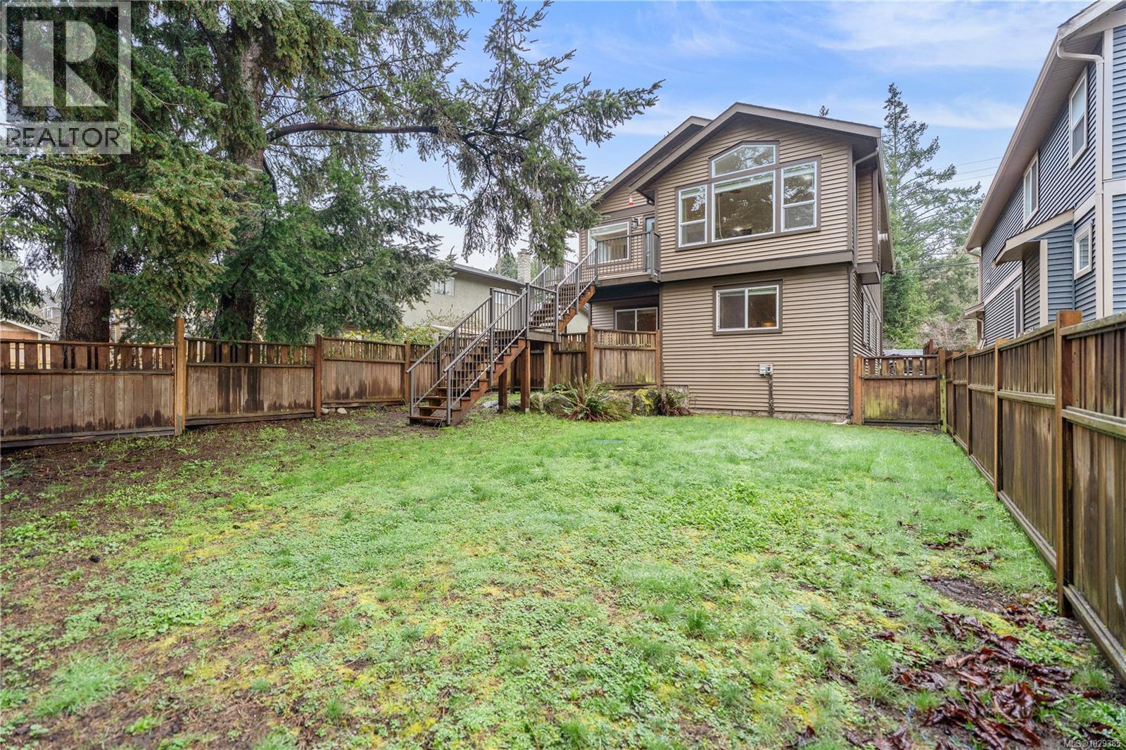 1076 JENKINS AVE - 42