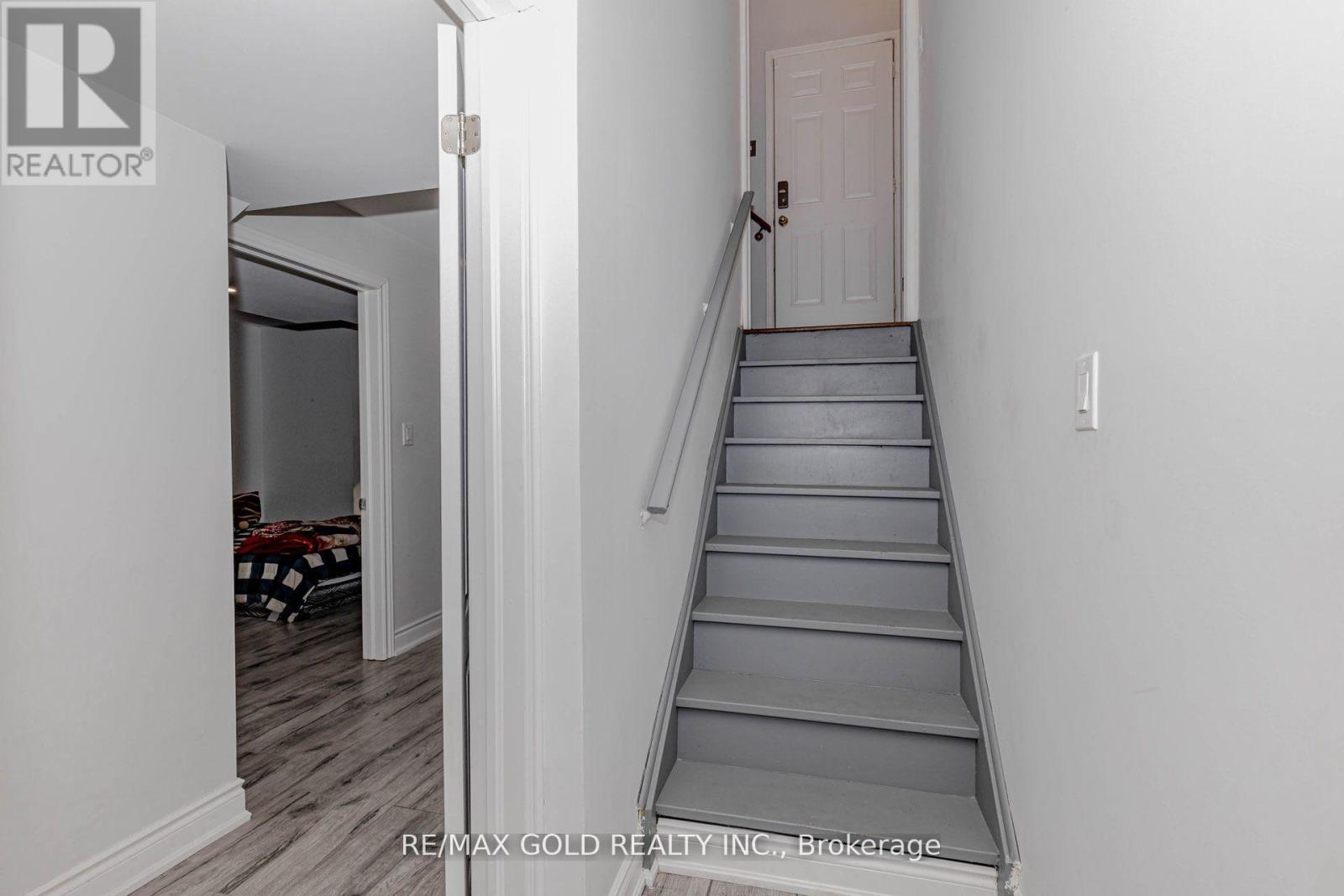 2 ORANMORE CRESCENT,Brampton (Credit Valley),,