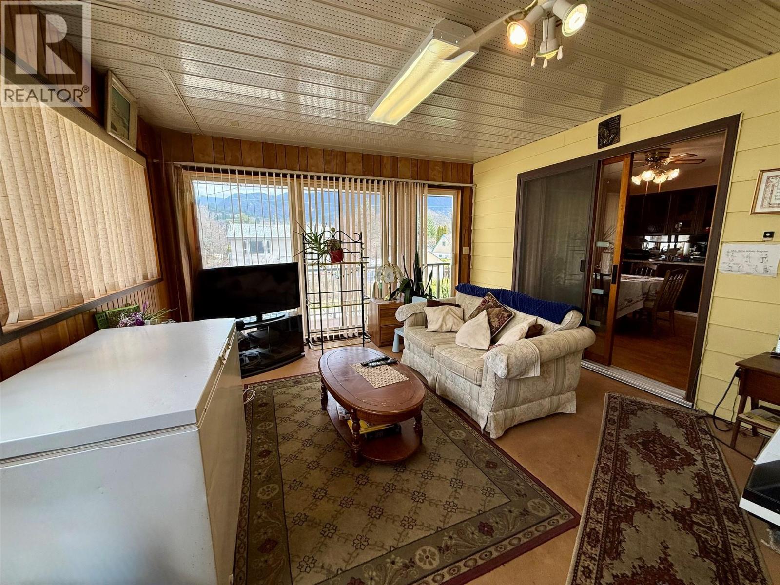 502 5th Avenue, Castlegar