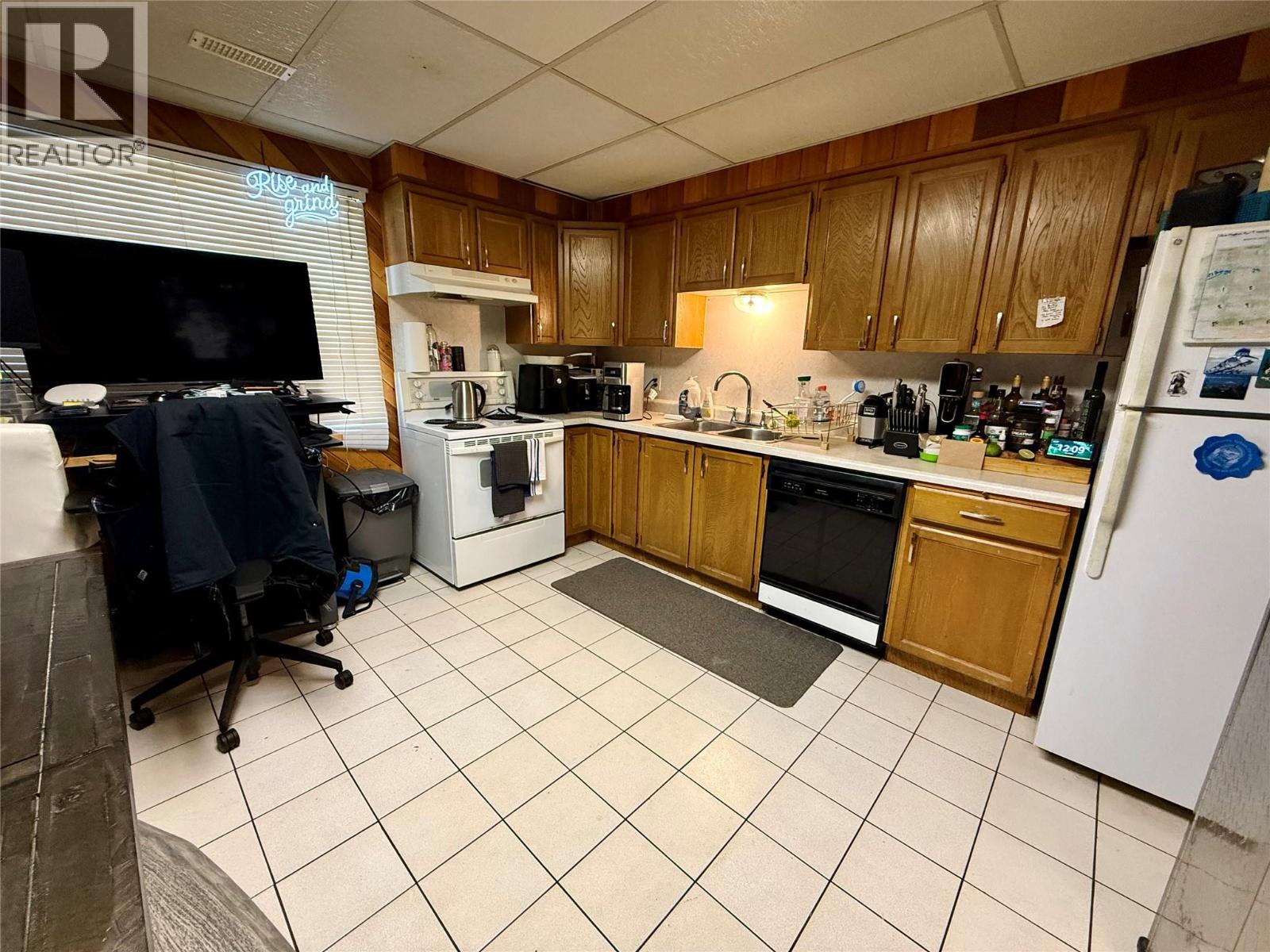 502 5th Avenue, Castlegar