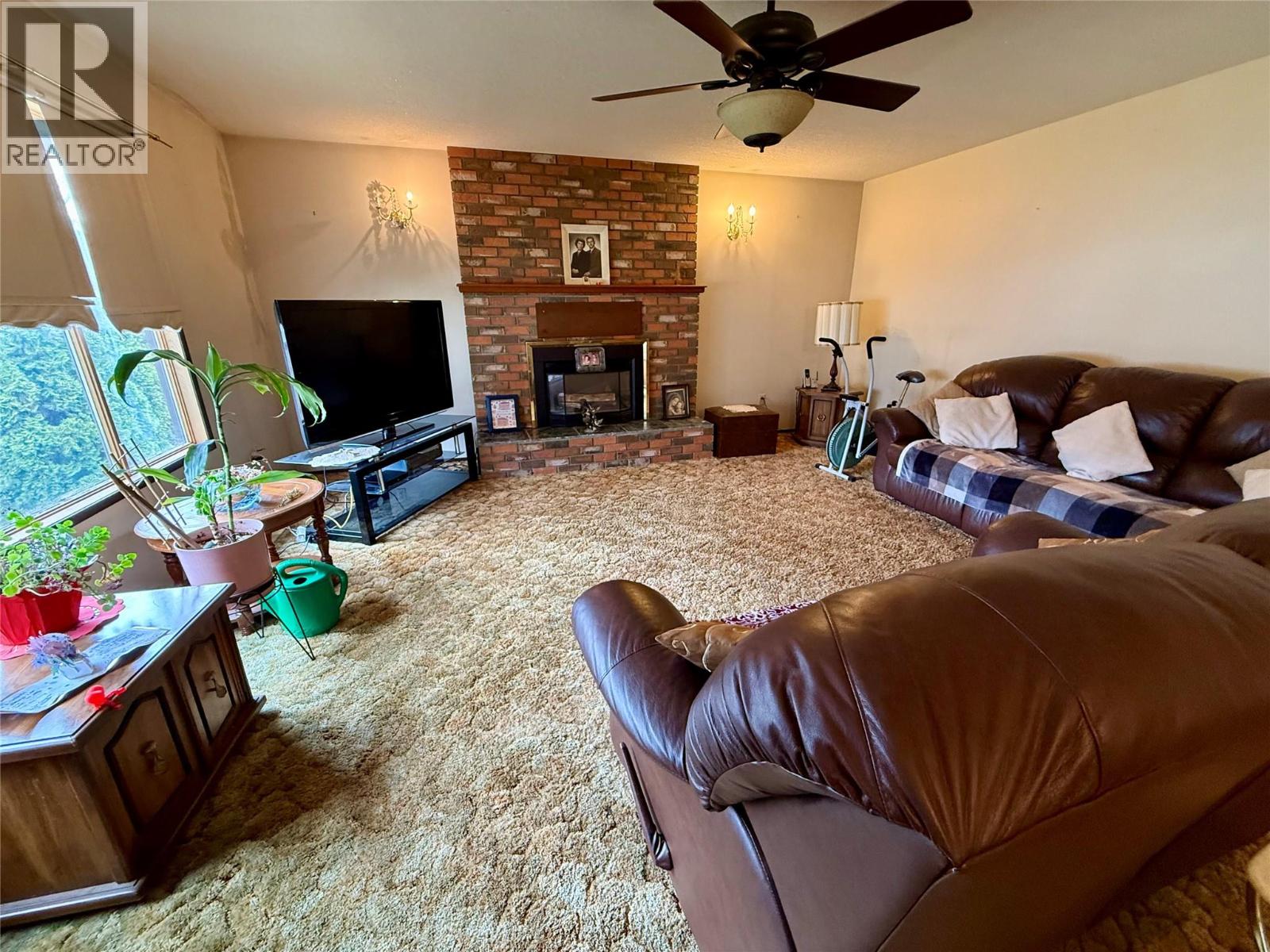 502 5th Avenue, Castlegar