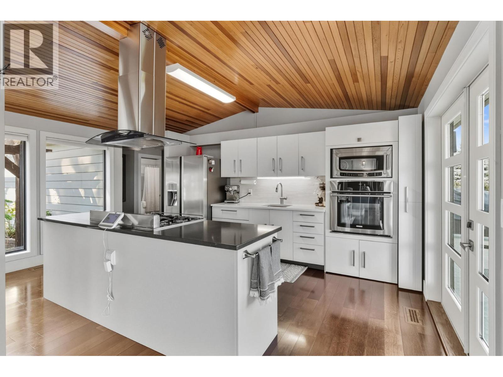 6555 Sherburn Road, Peachland