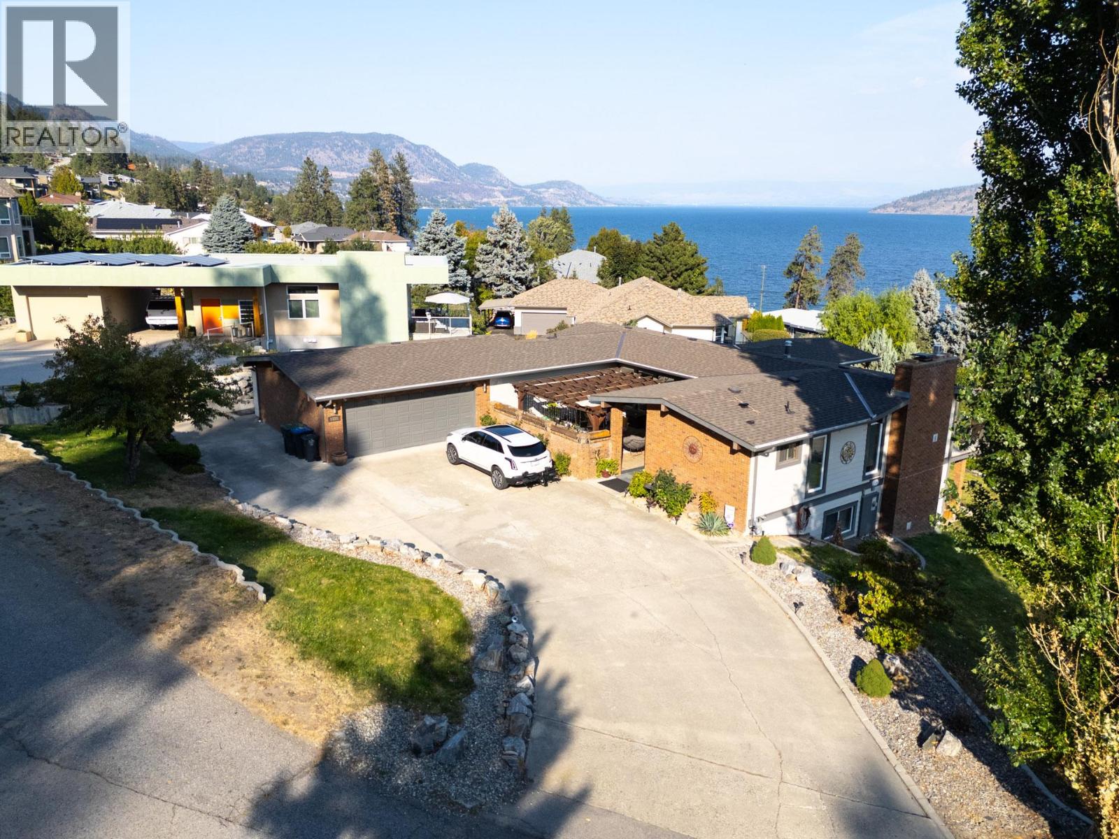 6555 Sherburn Road, Peachland