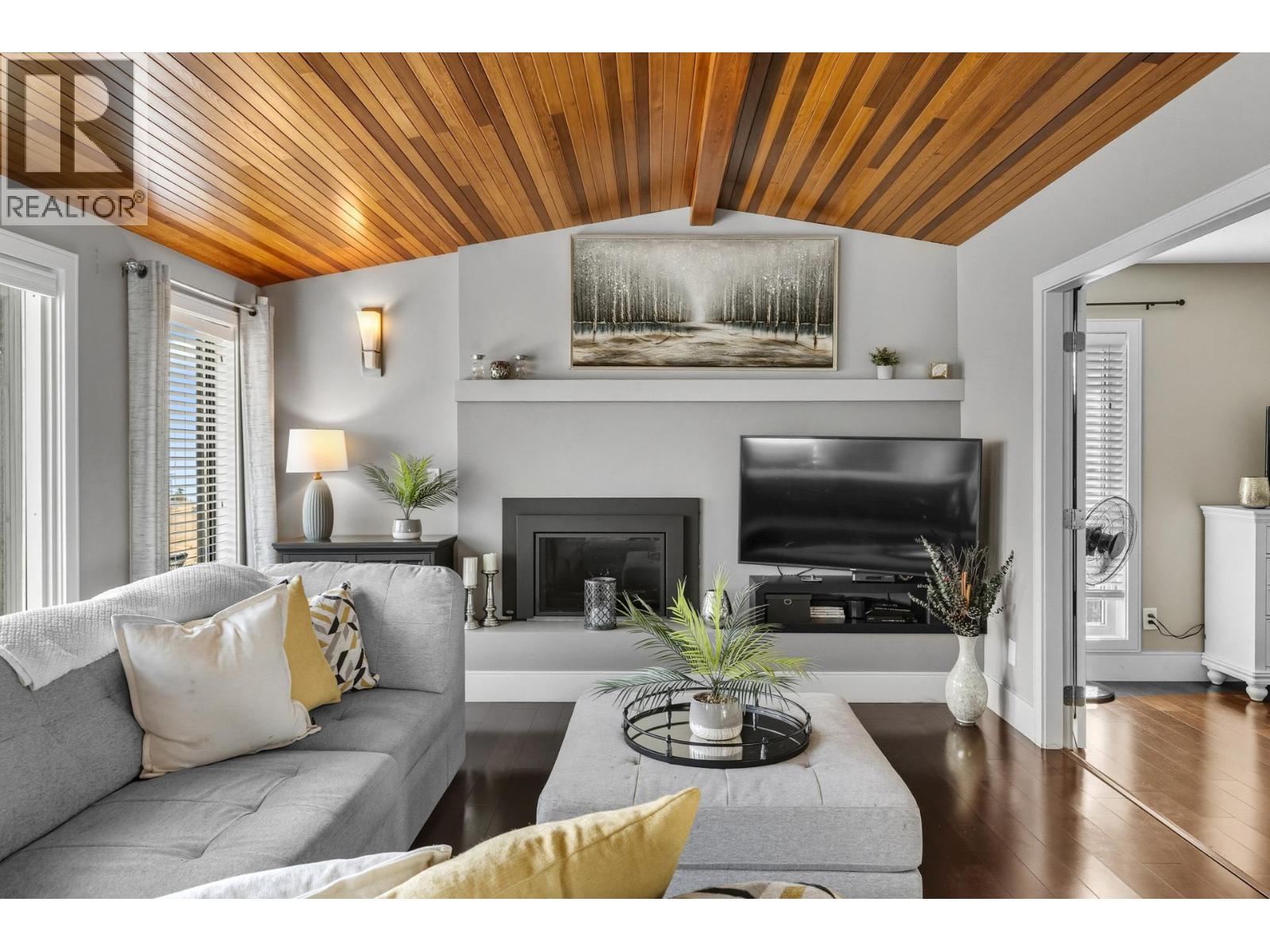 6555 Sherburn Road, Peachland