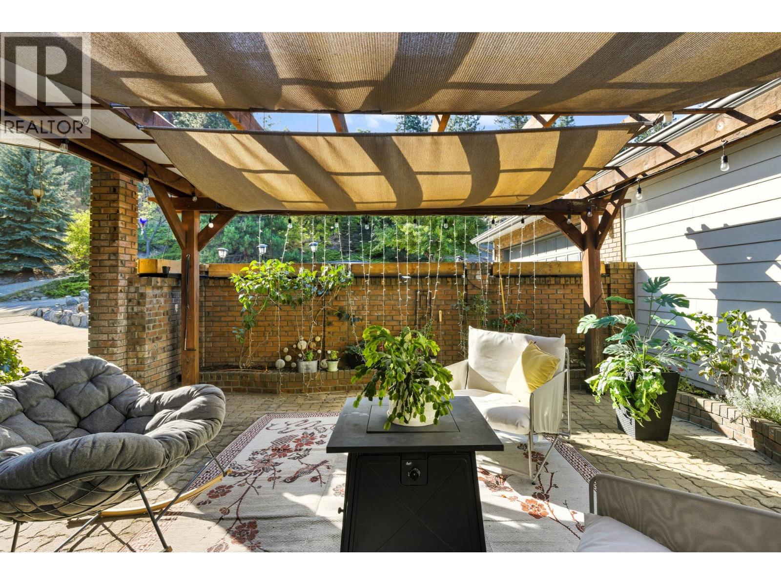 6555 Sherburn Road, Peachland