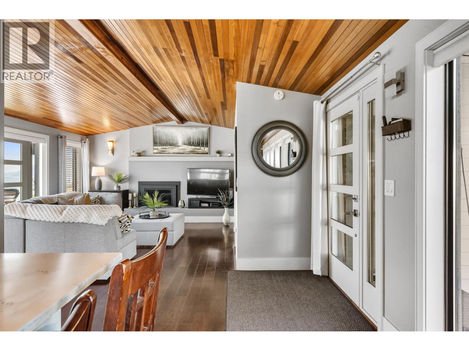 6555 Sherburn Road, Peachland