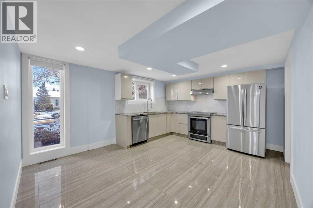 Single Family House 4 Level for Sale in  Selkirk Drive SW Southwood Calgary 