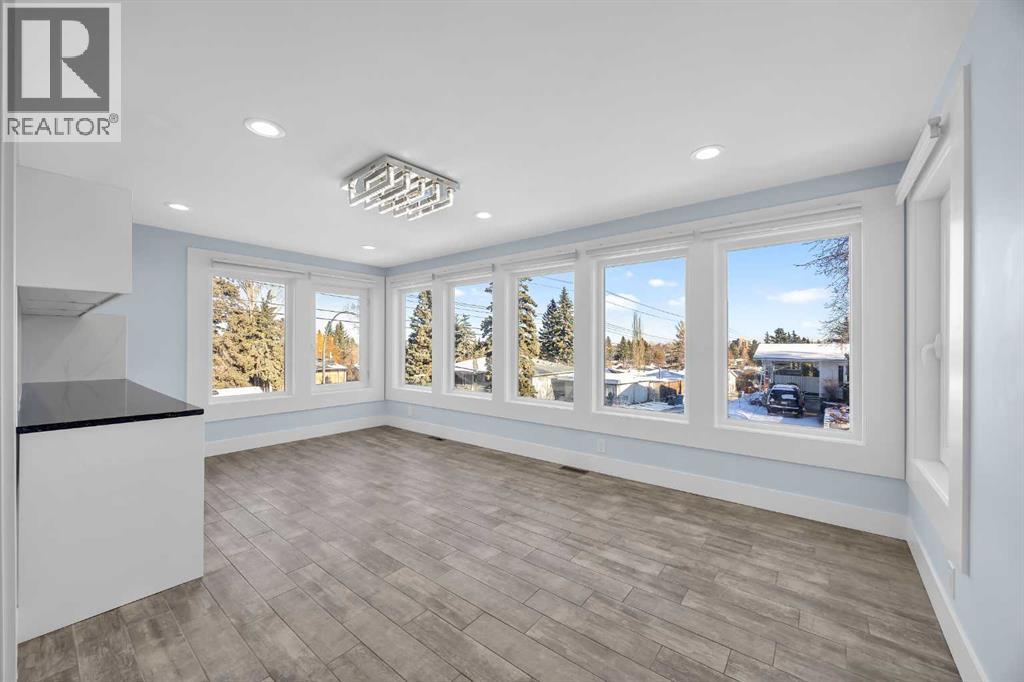 Single Family House 4 Level for Sale in  Selkirk Drive SW Southwood Calgary 