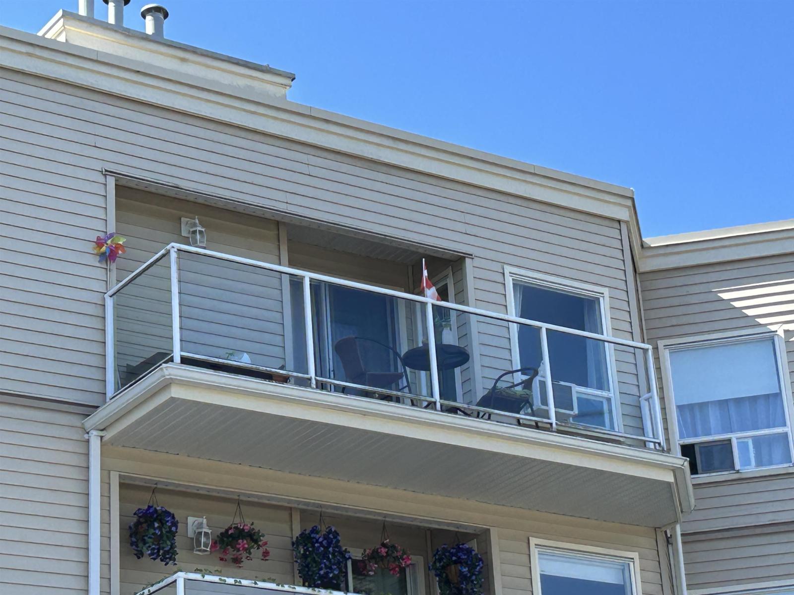 305 9295 122 Street - photo 2