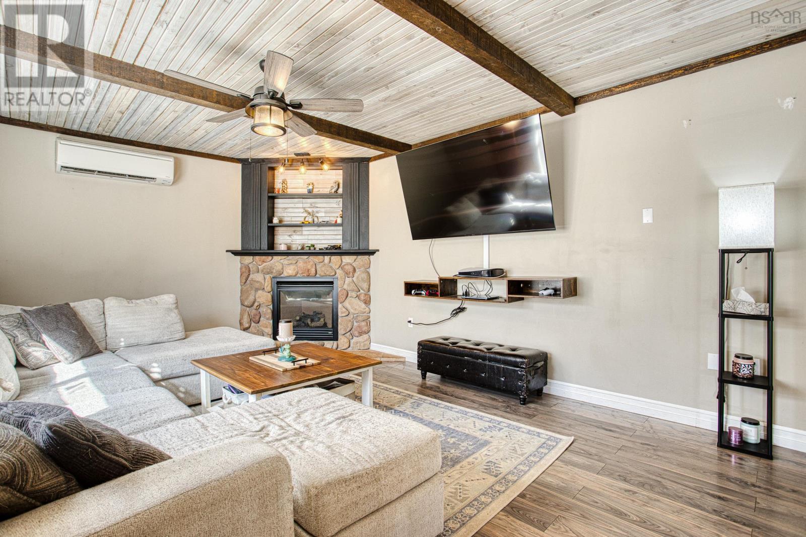 Property 28 of 33 of 477 Preakness Crescent