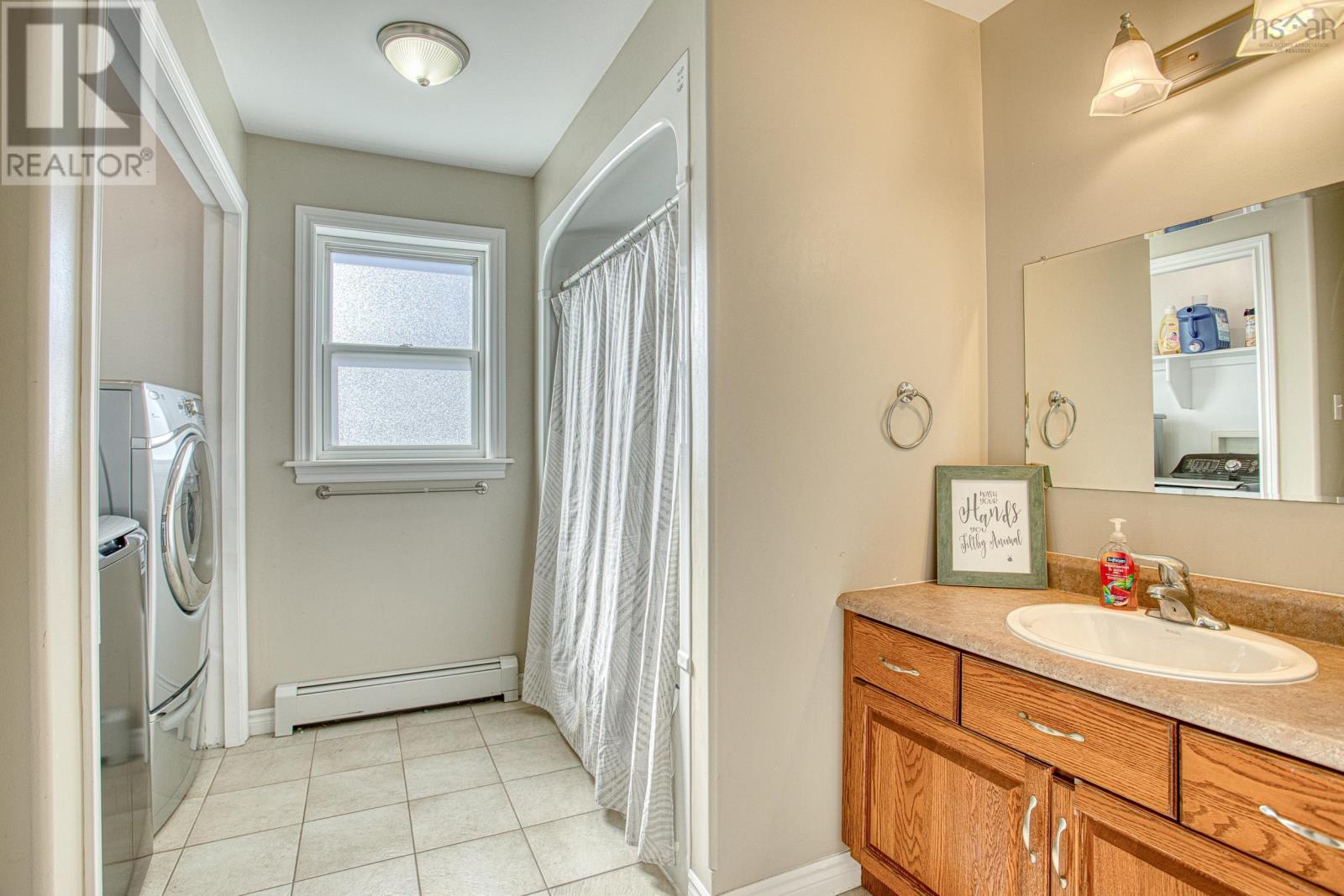 Property 3 of 33 of 477 Preakness Crescent