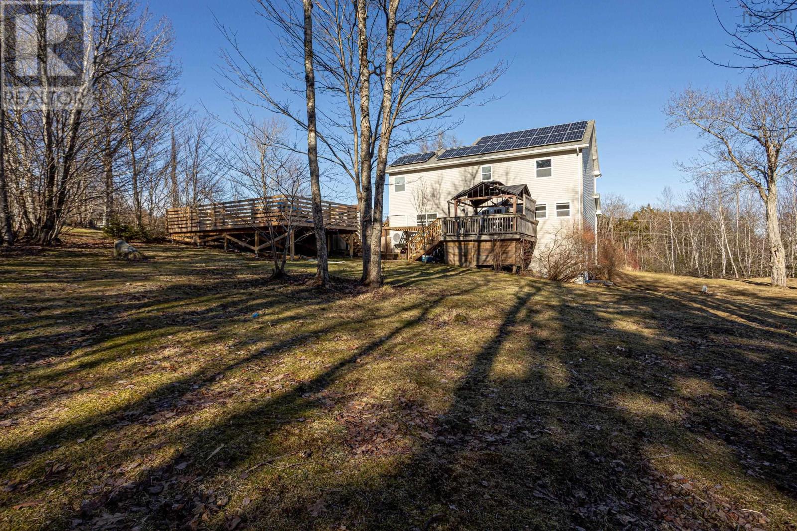 Property 21 of 33 of 477 Preakness Crescent