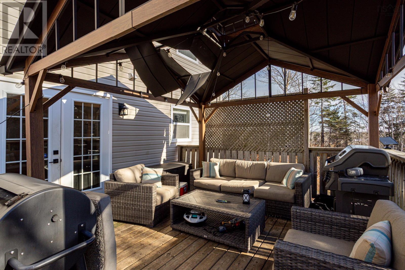 Property 1 of 33 of 477 Preakness Crescent