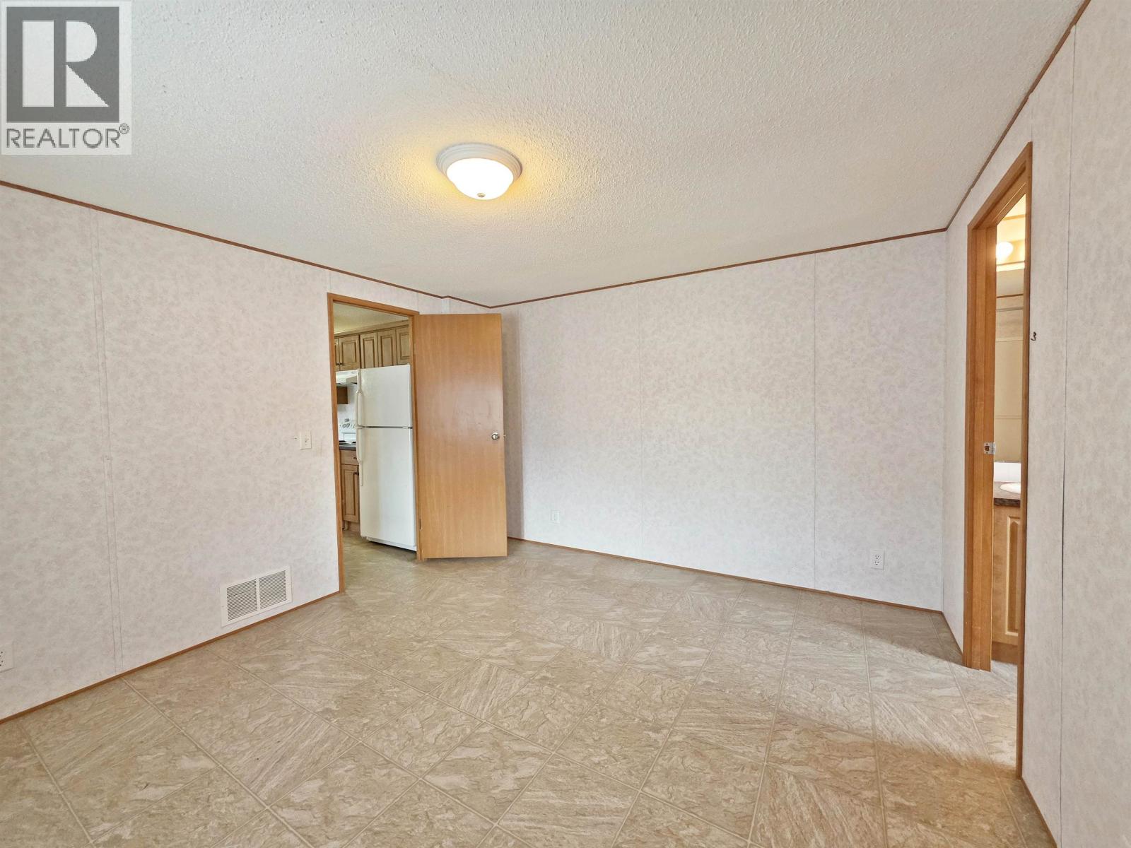 #47 370 WESTLAND ROAD - 12